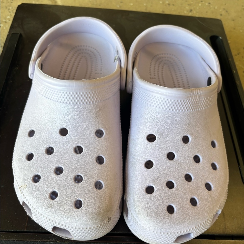 CROCS